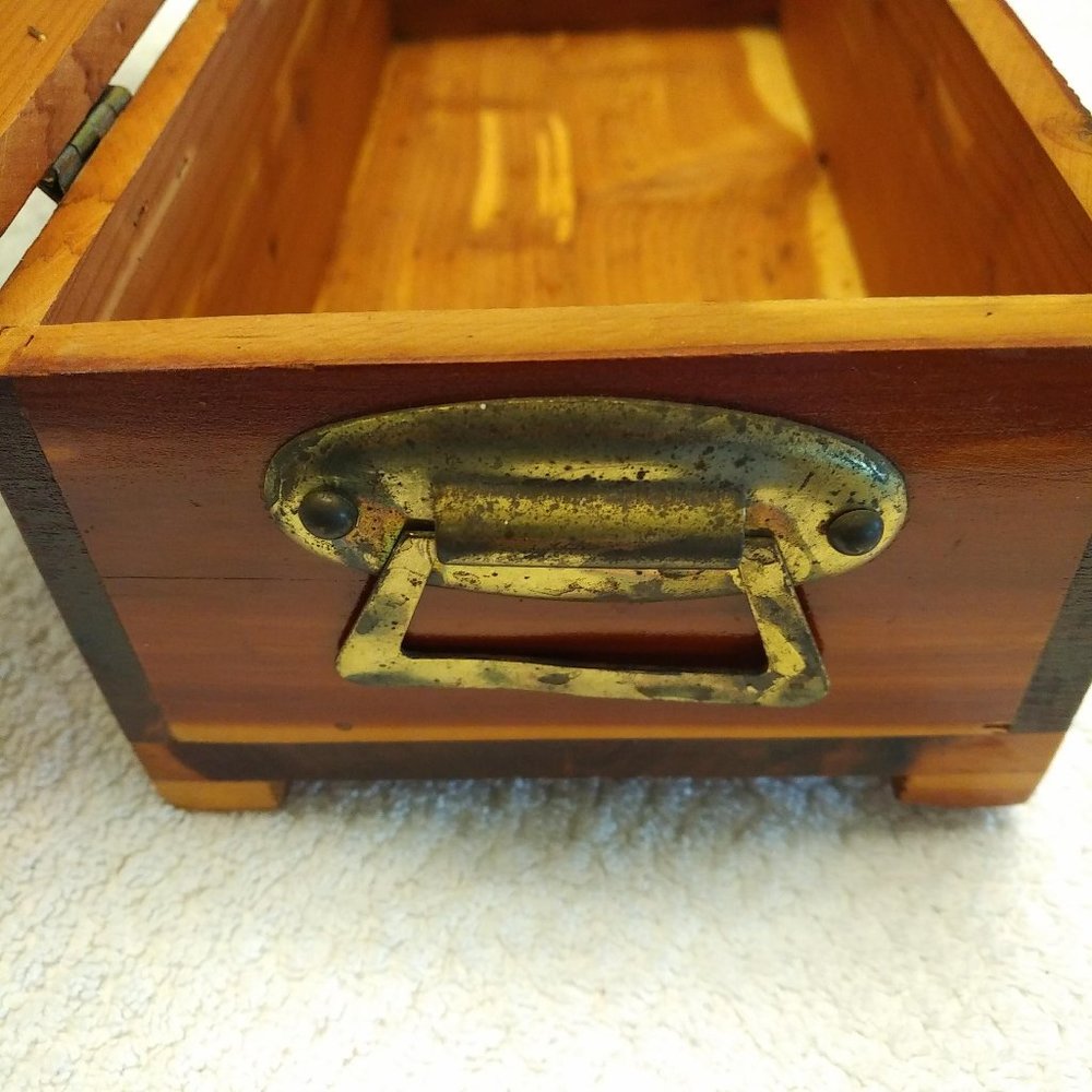 Vintage Cedar Jewelry Chest With Metal Straps Gem